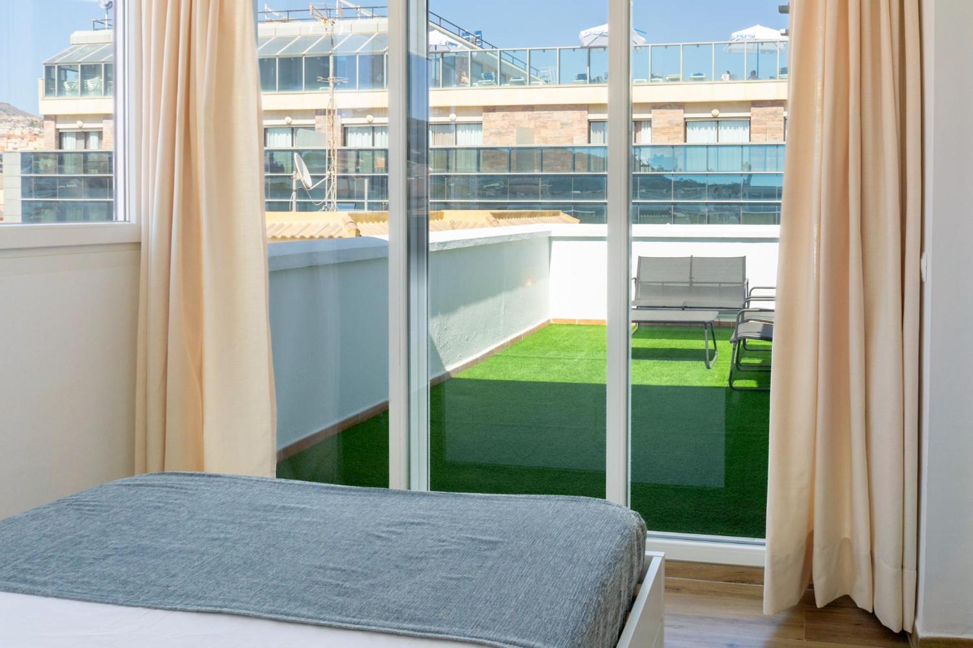 Apartamento Con Terraza En La Playa La Cala Del Moral Exterior photo